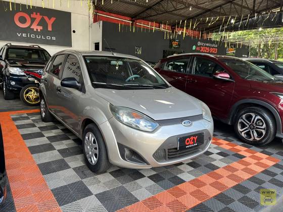 FORD FIESTA 1.0 MPI HATCH 8V FLEX 4P MANUAL FORD FIESTA 1.0 MPI HATCH 8V FLEX 4P MANUAL